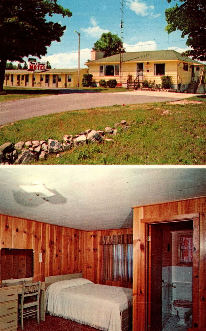 Town & Country Motel (Town and Country Motel) - Vintage Postcard